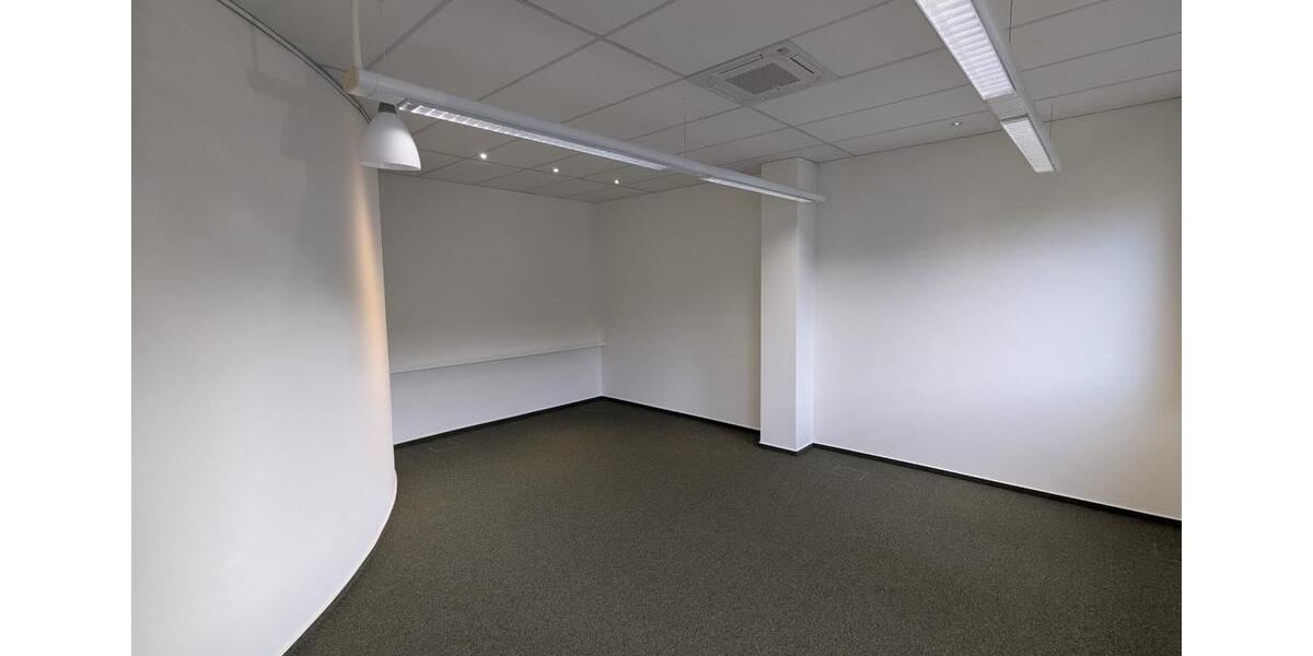 Helles Büro zu vermieten zimmer