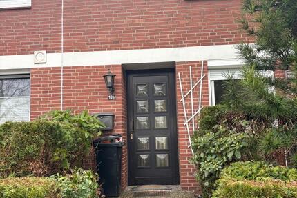 Haus Barmstedt - 5 Zimmer, 117 m&sup2;, 1.700&euro; | Angebot:25944536