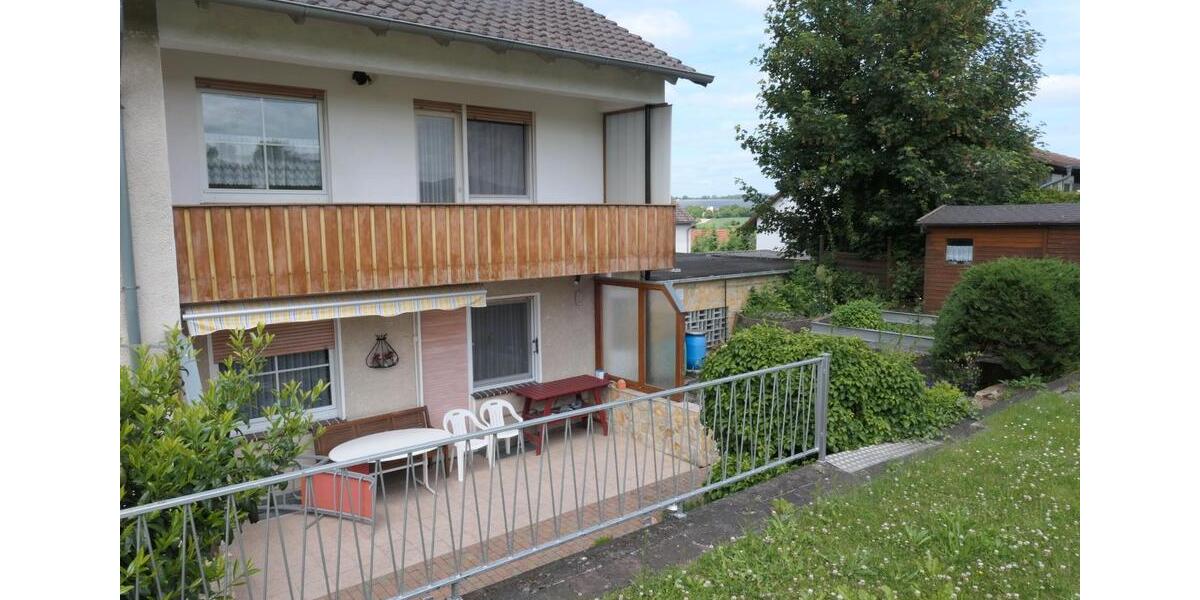 Mehrfamilienhaus, Wohnhaus Wolfhagen - 9 Zimmer, 258 m&sup2;, 239.000&euro; | Angebot:26398151