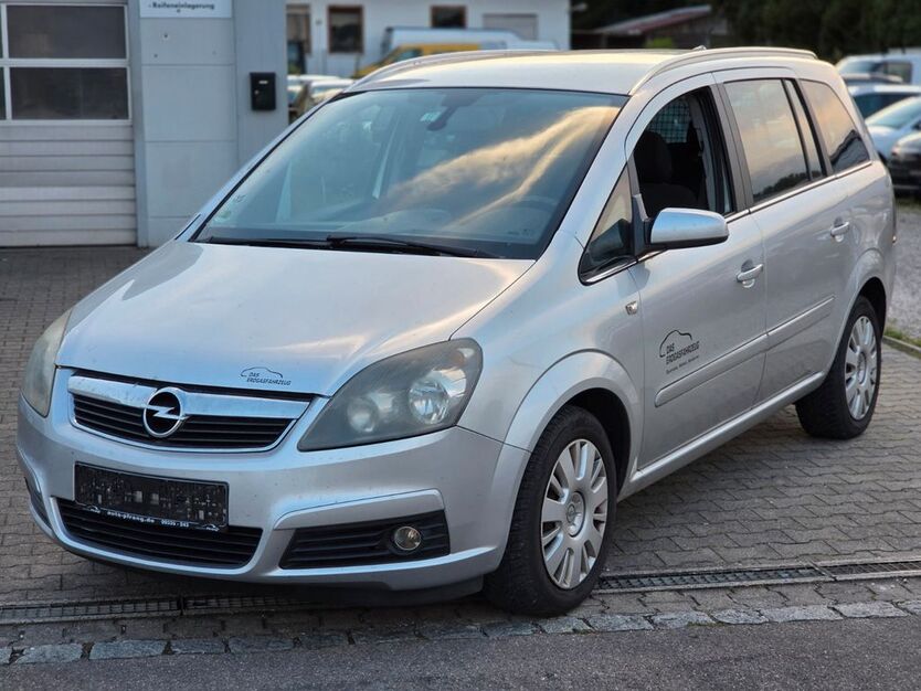 Opel Zafira 183.500 km 1.190 € Neu-Ulm 89233