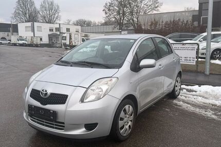 Toyota Yaris 147.000 km 2.950 &euro; Wendlingen 73240
