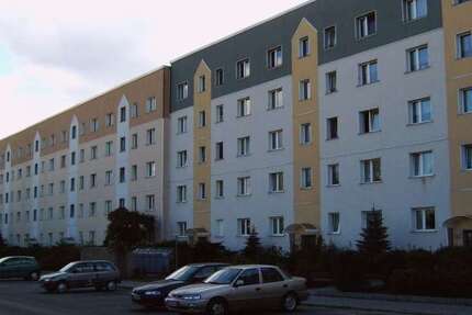 Wohnung zum Mieten in Weißwasser 275 € 57.88 m²