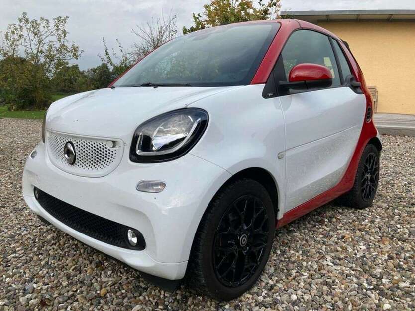 Smart forTwo 61.721 km 9.000 € Fraureuth 08427