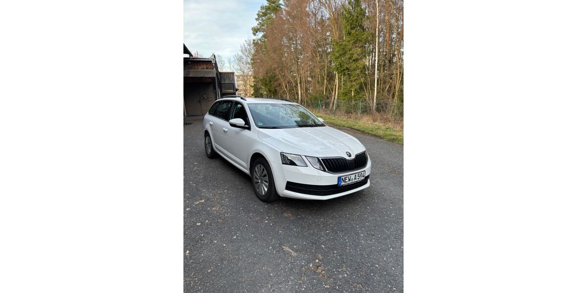 Skoda Octavia 59.000 km 15.100 &euro; Weiden 92637