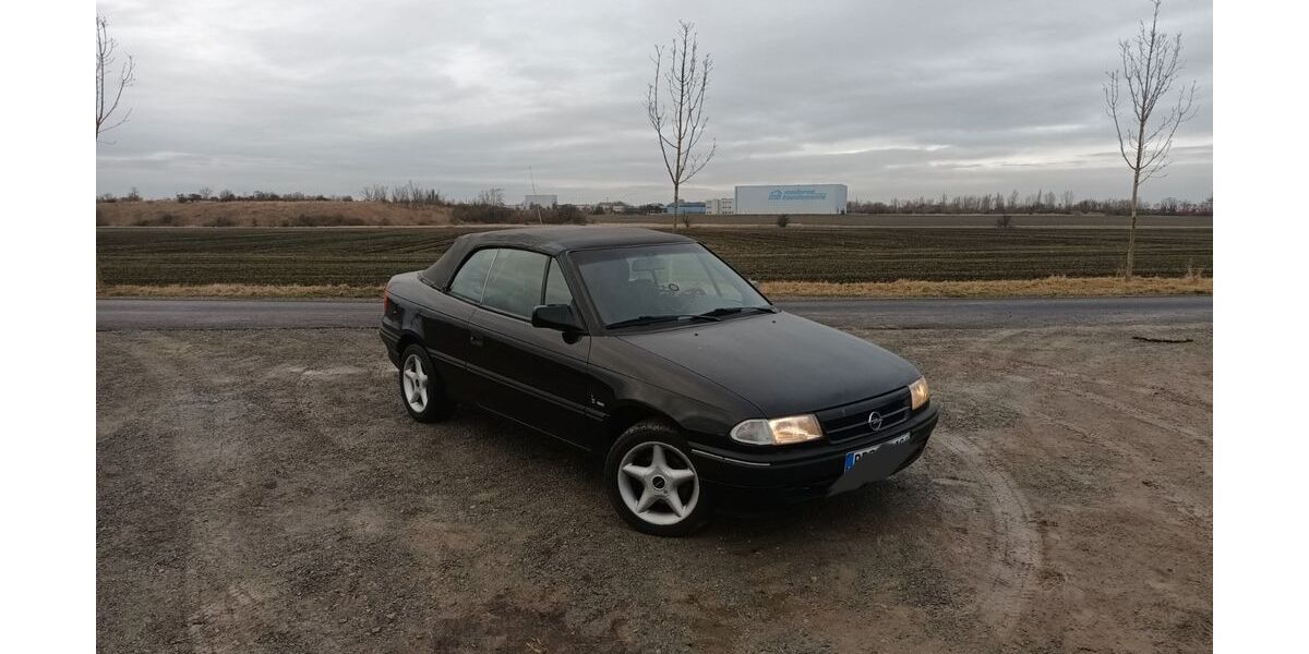 Opel Astra 155.800 km 2.300 &euro; Bernburg 06406