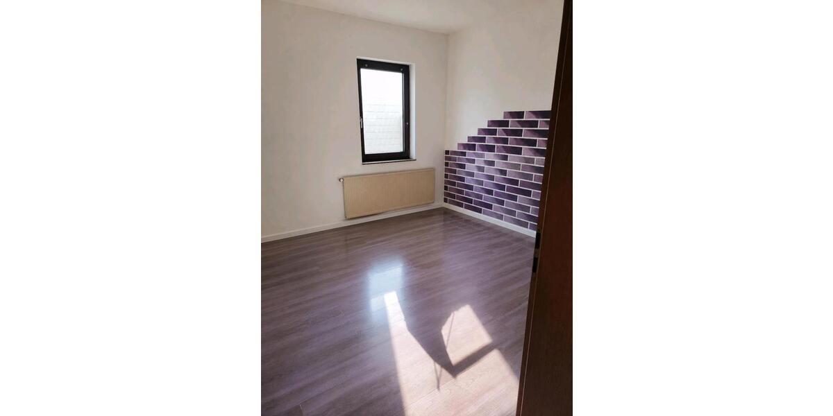 Mehrfamilienhaus, Wohnhaus Seesen - 7 Zimmer, 250 m&sup2;, 130.000&euro; | Angebot:27121686