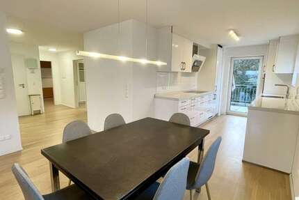 Wohnung zum Mieten in Sindelfingen 1.770 € 104 m² 4 zimmer