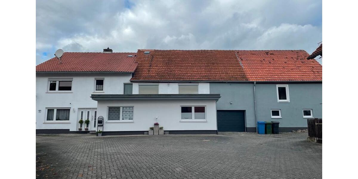 Einfamilienhaus Lichtenfels - 9 Zimmer, 315 m&sup2;, 300.000&euro; | Angebot:27085935