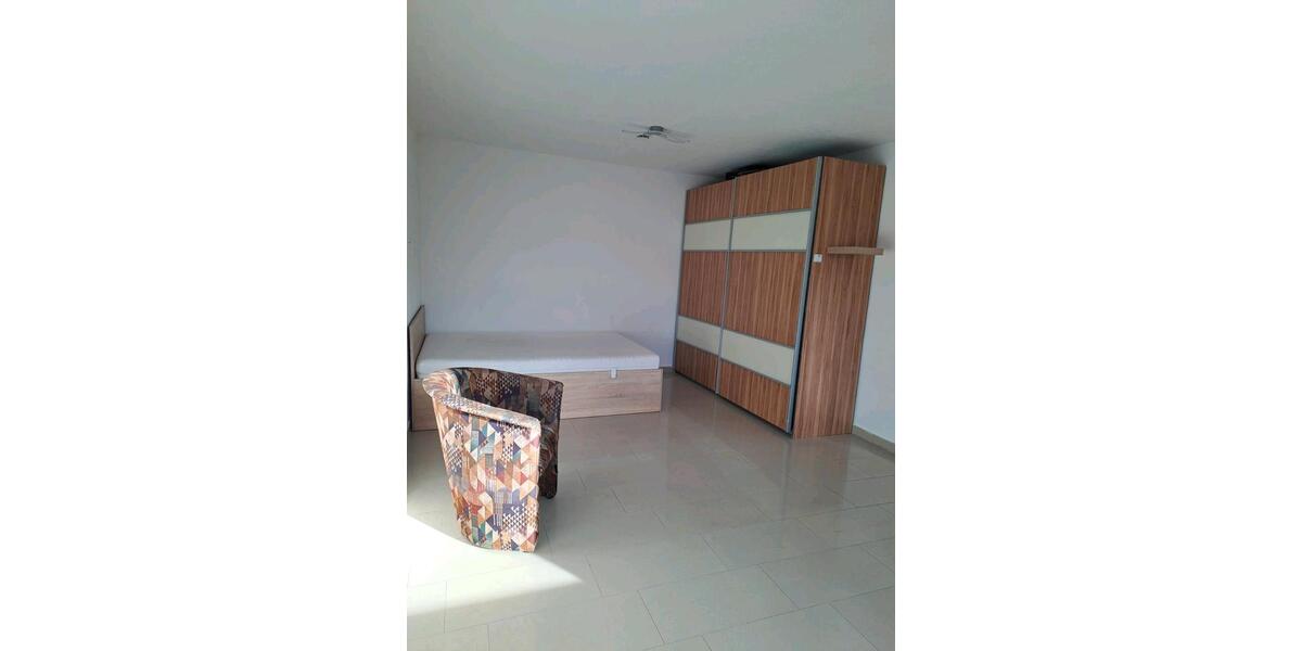 Helle 1-Raumwohnung in Benz 1 zimmer