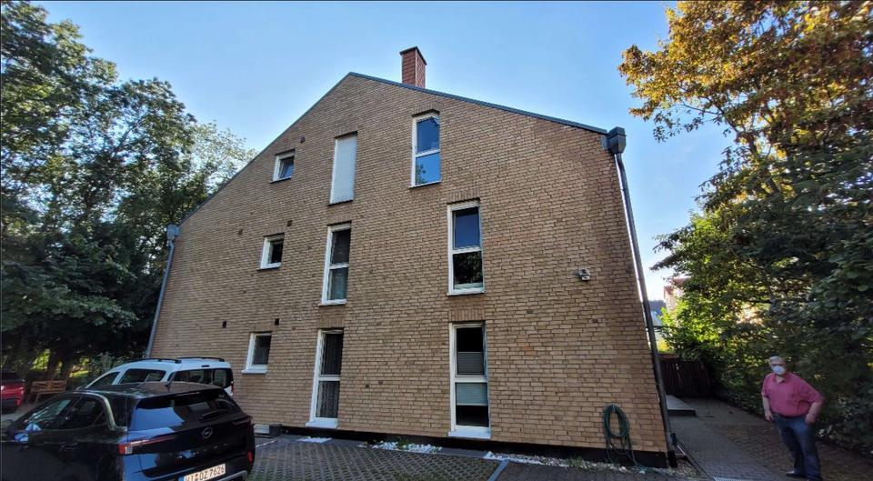 2 Zimmer - DG - Inkl. Küche,Balkon,Keller,PKW Stellplatz zimmer