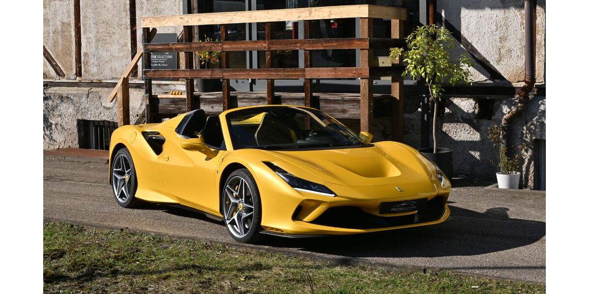 Ferrari F8 6.200 km 376.900 &euro; Freiburg 79108