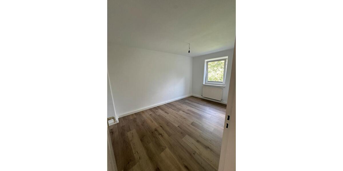 Etagenwohnung Amberg - 3 Zimmer, 62 m&sup2;, 650&euro; | Angebot:26676117