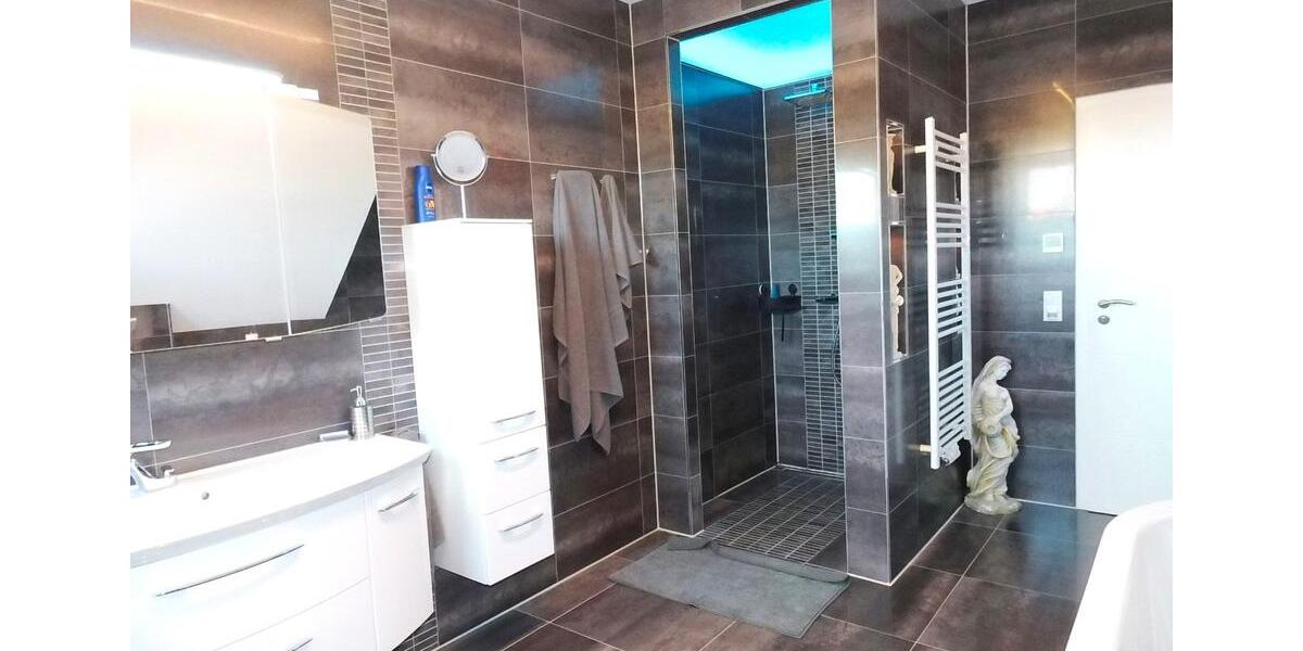 Doppelhaushälfte Elmenhorst/Lichtenhagen Lichtenhagen - 4 Zimmer, 149 m&sup2;, 570.000&euro; | Angebot:26334861