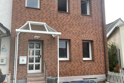 Haus Arnsberg Holzen - 5 Zimmer, 120 m&sup2;, 1.200&euro; | Angebot:26042794