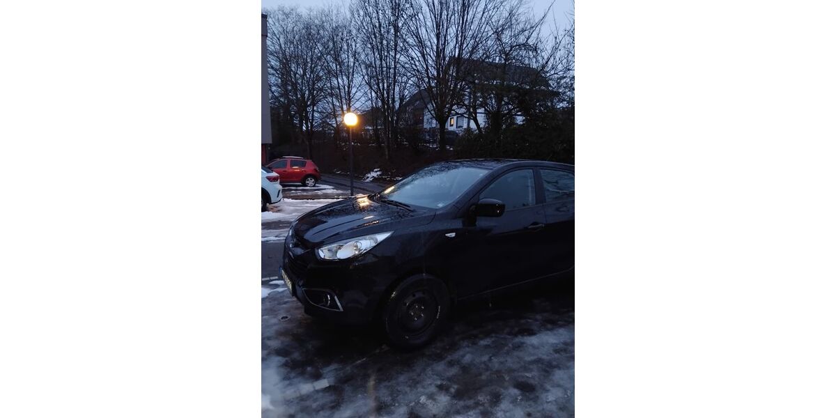Hyundai ix35 139.000 km 6.990 &euro; Lindlar 51789