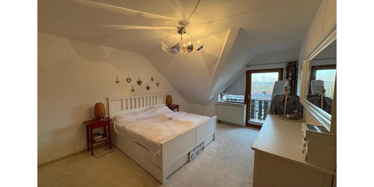 Doppelhaushälfte Gärtringen - 6 Zimmer, 140 m&sup2;, 629.900&euro; | Angebot:24676886