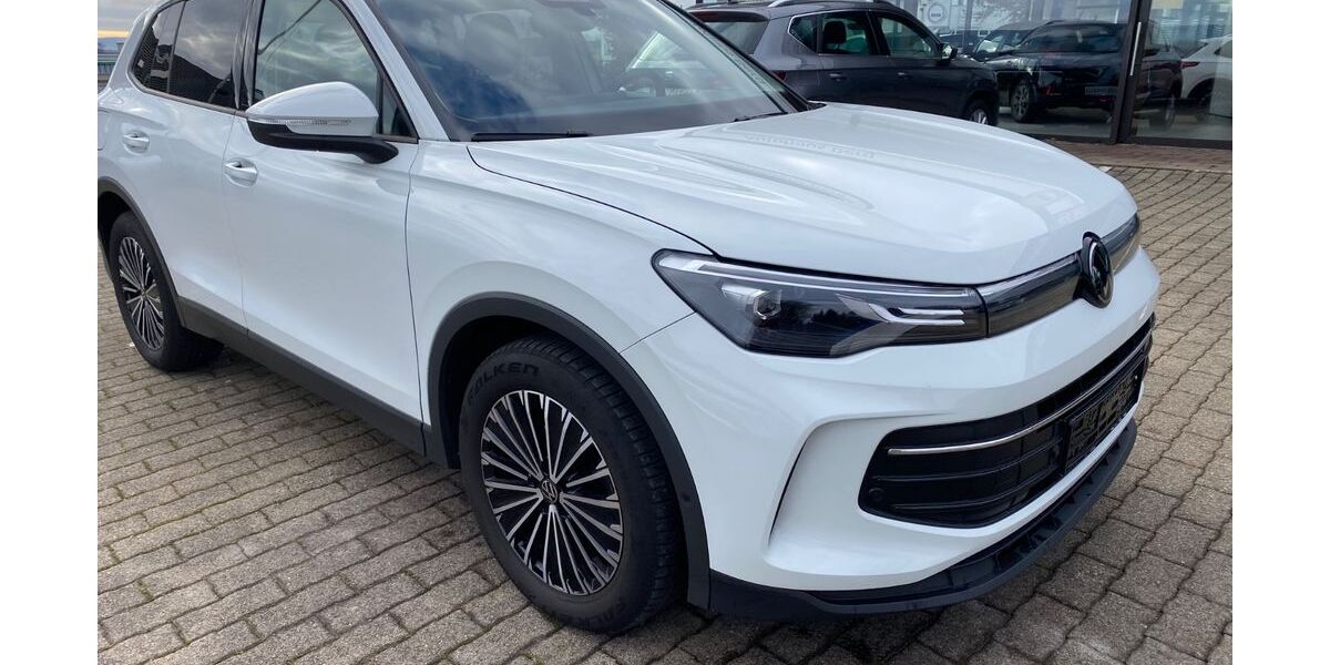 VW Tiguan 48.000 km 30.490 &euro; Donaueschingen 78166