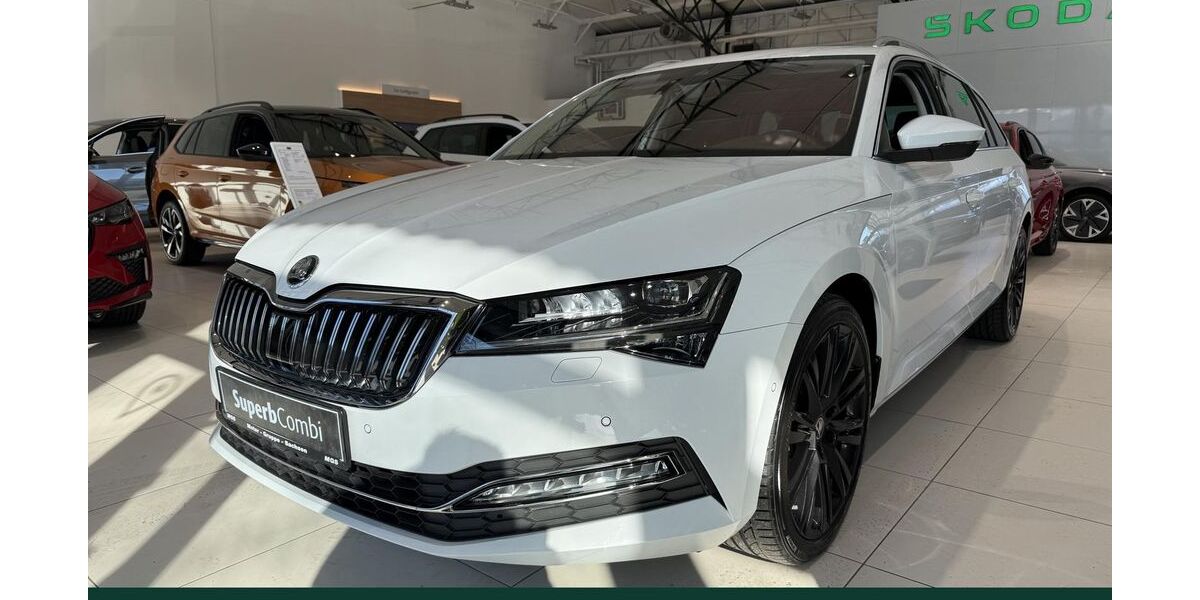 Skoda Superb 42.300 km 32.690 &euro; Dresden 01099