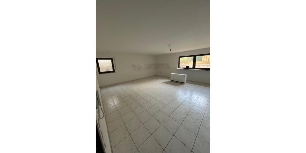 Etagenwohnung Forst - 2.5 Zimmer, 61 m&sup2;, 165.000&euro; | Angebot:24677451