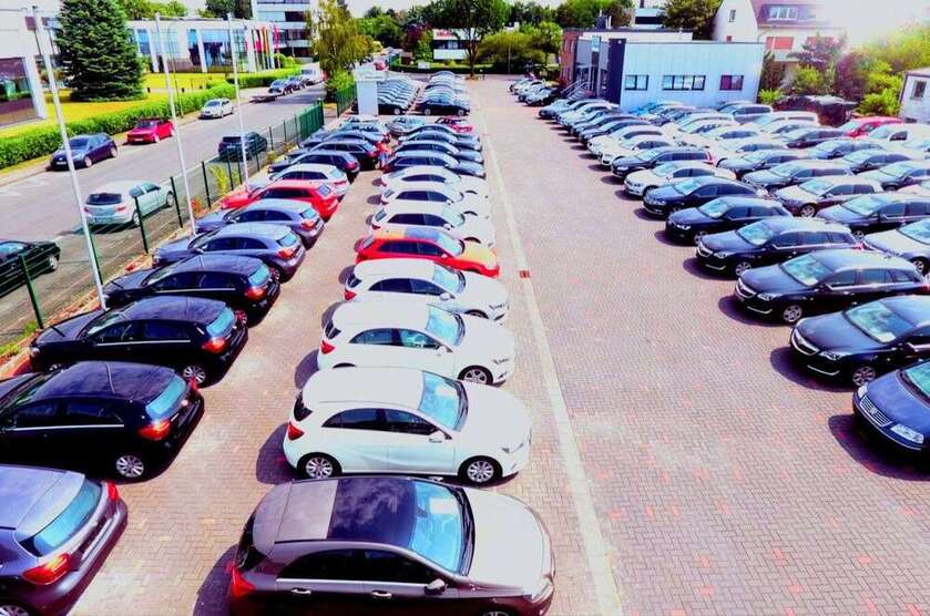 Isuzu D-Max 236.704 km 18.900 € Neuss 41469