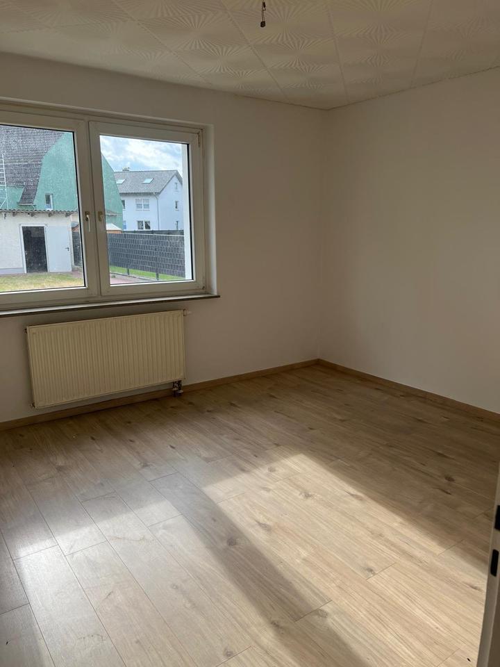 2-Zimmer-Wohnung mit Balkon in Bünde-Werfen zimmer