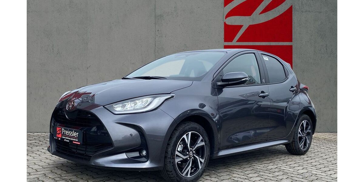 Toyota Yaris 2.500 km 26.522 € Klingenberg 63911