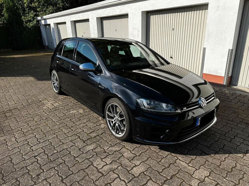 VW Golf 138.000 km 19.199 € Lübeck 23568
