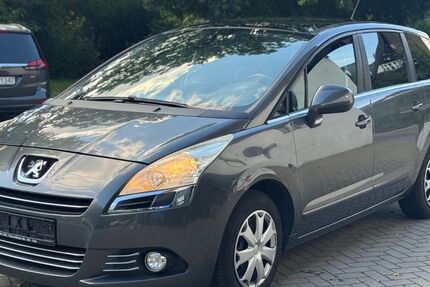 Peugeot 5008 156.200 km 4.250 € Kiel 24107