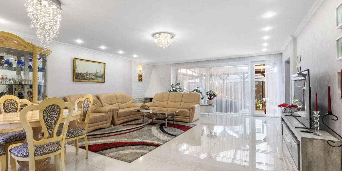 Einfamilienhaus Bergneustadt - 7 Zimmer, 350 m&sup2;, 490.000&euro; | Angebot:26308828