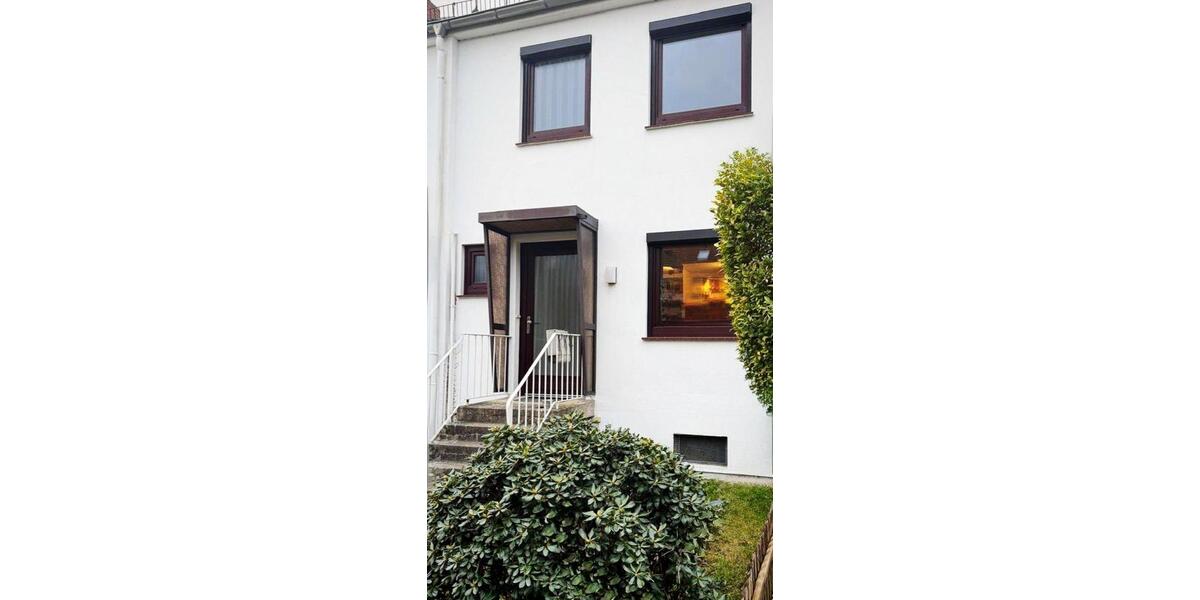 Attraktives Reihenmittelhaus in Lilienthal zu vermieten 4 zimmer