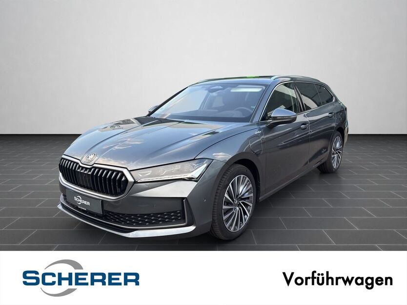 Skoda Superb 7.900 km 52.490 € Ludwigshafen 67063