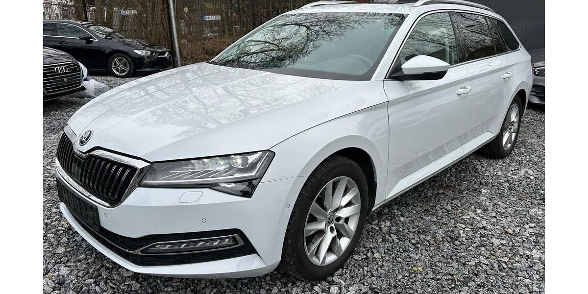 Skoda Superb 118.900 km 21.590 &euro; Berlin 12043