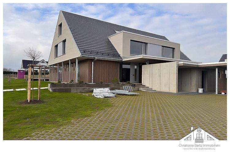 Doppelhaushälfte Wismar Wendorf - 5 Zimmer, 160 m&sup2;, 2.400&euro; | Angebot:24040572