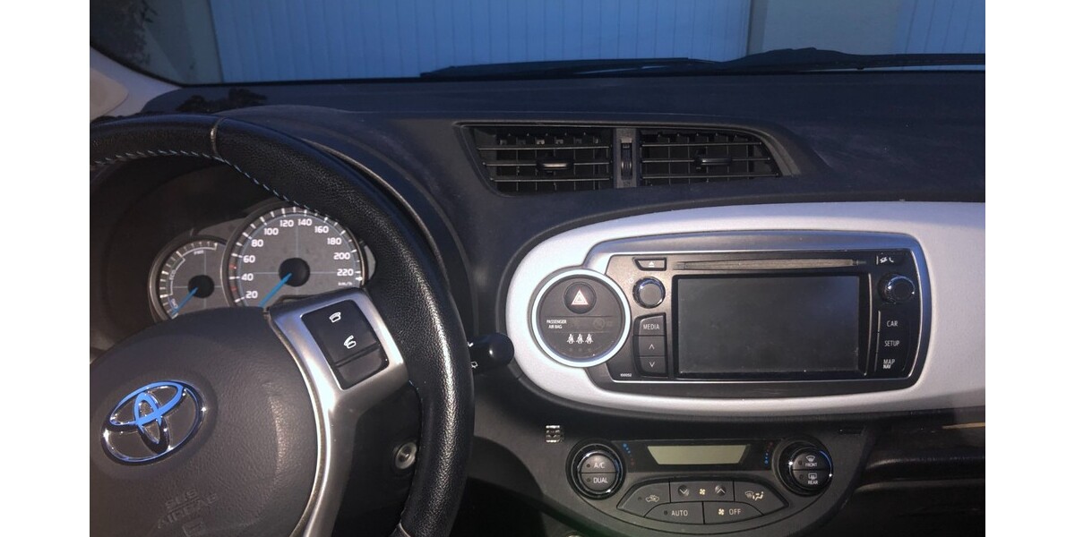 Toyota Yaris 170.000 km 7.000 &euro; Gerhardshofen 91466