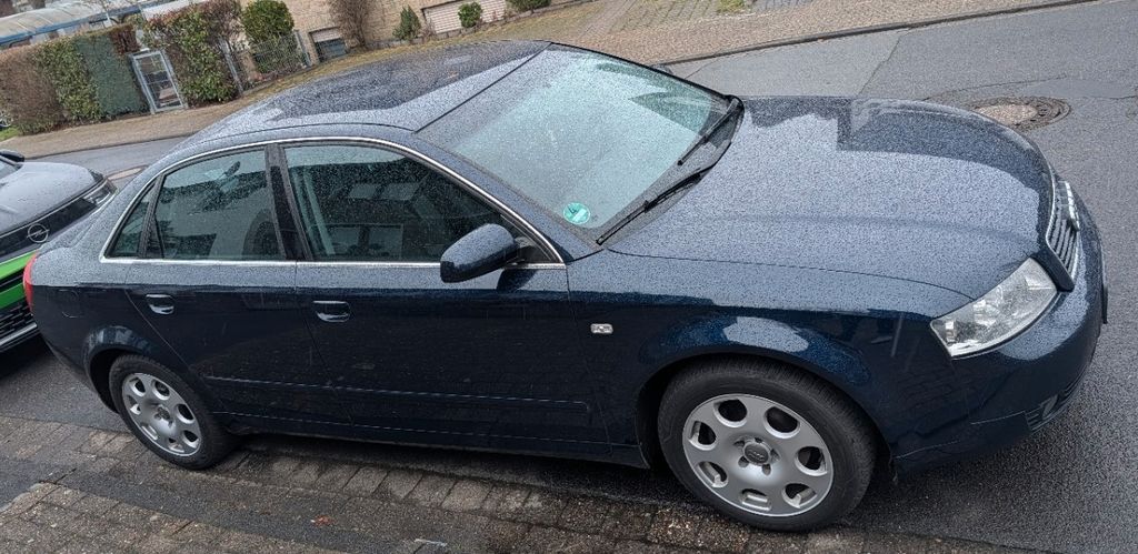 Audi A4 330.500 km 2.100 &euro; Duisburg 47239