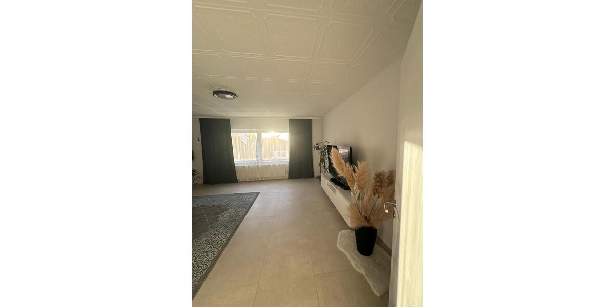 Etagenwohnung Düren Distelrath - 4 Zimmer, 120 m&sup2;, 289.000&euro; | Angebot:24849279