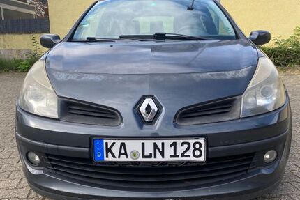 Renault Clio 318.000 km 799 € Durmersheim 76448