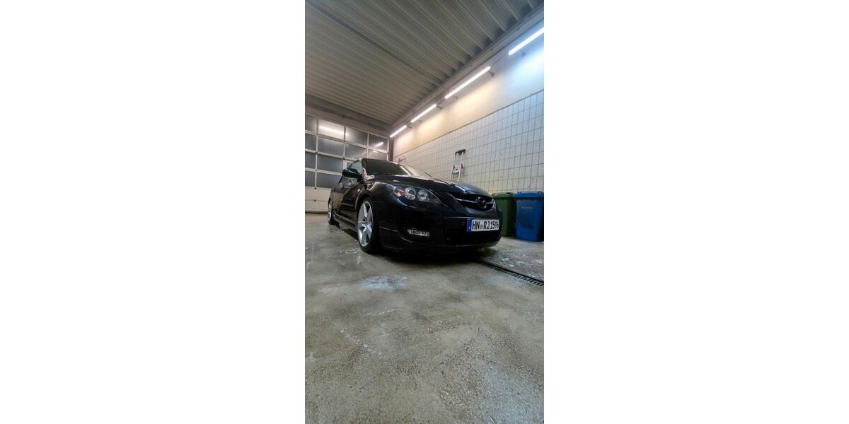 Mazda 3 198.000 km 9.999 &euro; Giesen 31180