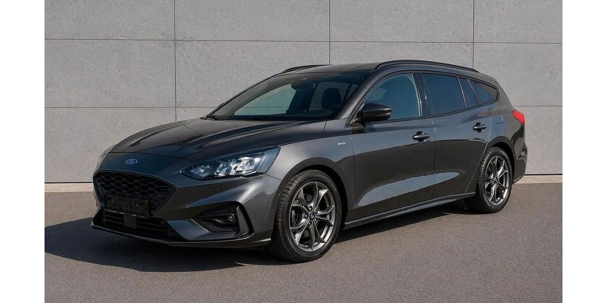 Ford Focus 61.000 km 14.999 &euro; Nufringen 71154