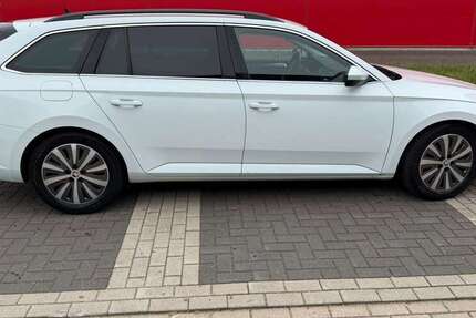 Skoda Superb 140.000 km 12.000 &euro; Straelen 47638