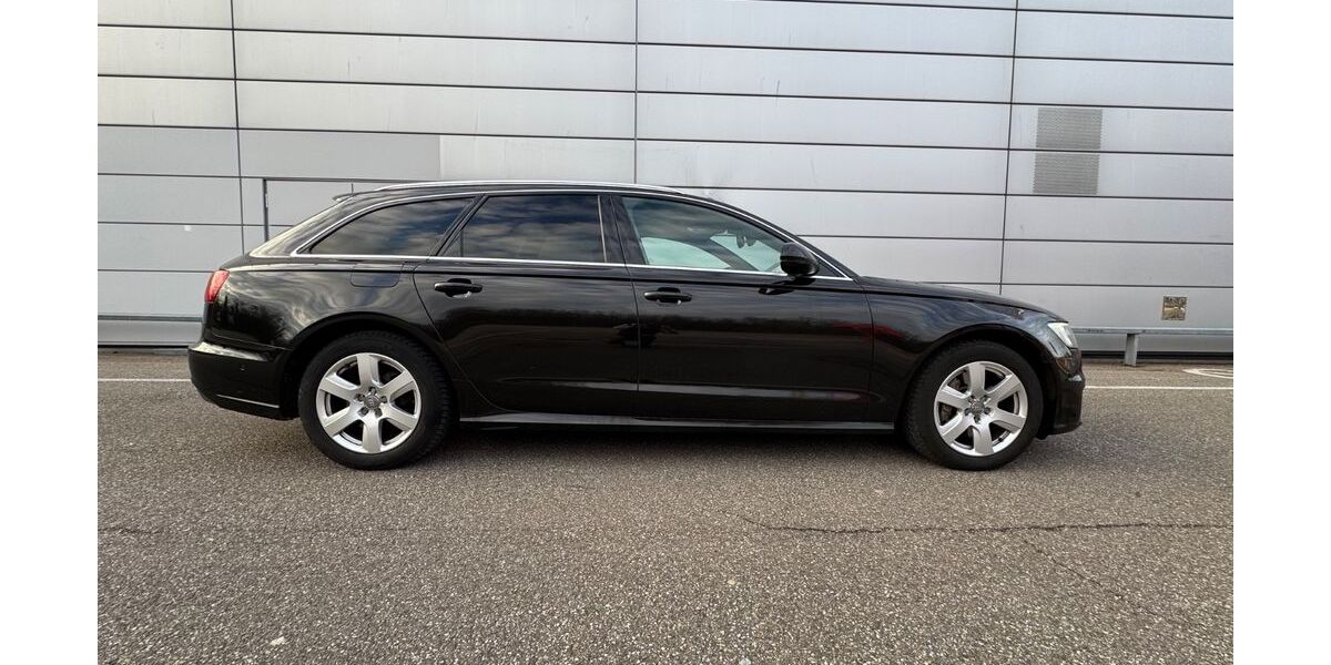 Audi A6 253.000 km 14.700 &euro; Karlsruhe 76135