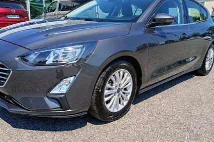 Ford Focus 36.351 km 16.980 &euro; Freilassing 83395