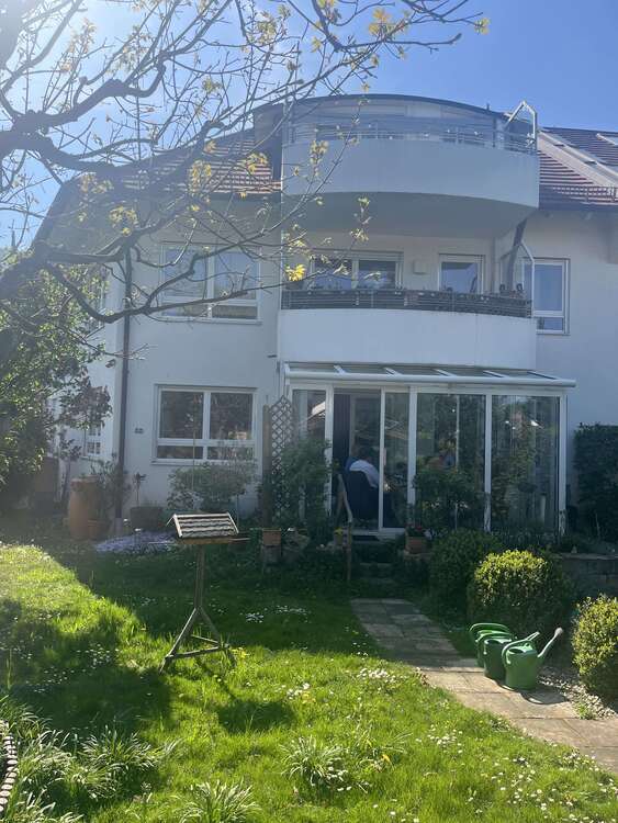 Wohnung zum Kaufen in Gilching 550.000 € 82.54 m²