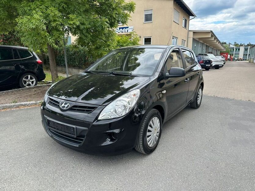 i20