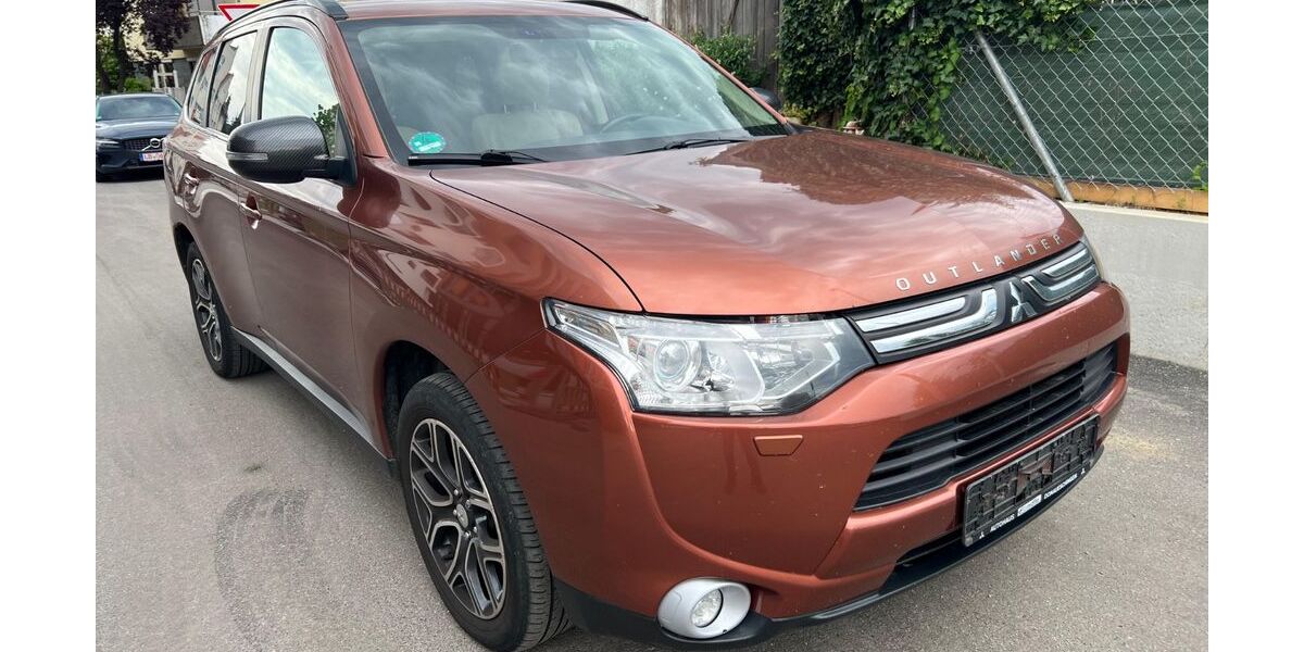 Mitsubishi Outlander 146.000 km 9.999 &euro; Ditzingen 71254