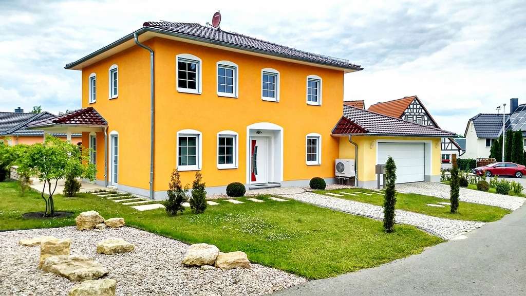 Einfamilienhaus Altenburg - 5 Zimmer, 150 m&sup2;, 1.550&euro; | Angebot:27363211