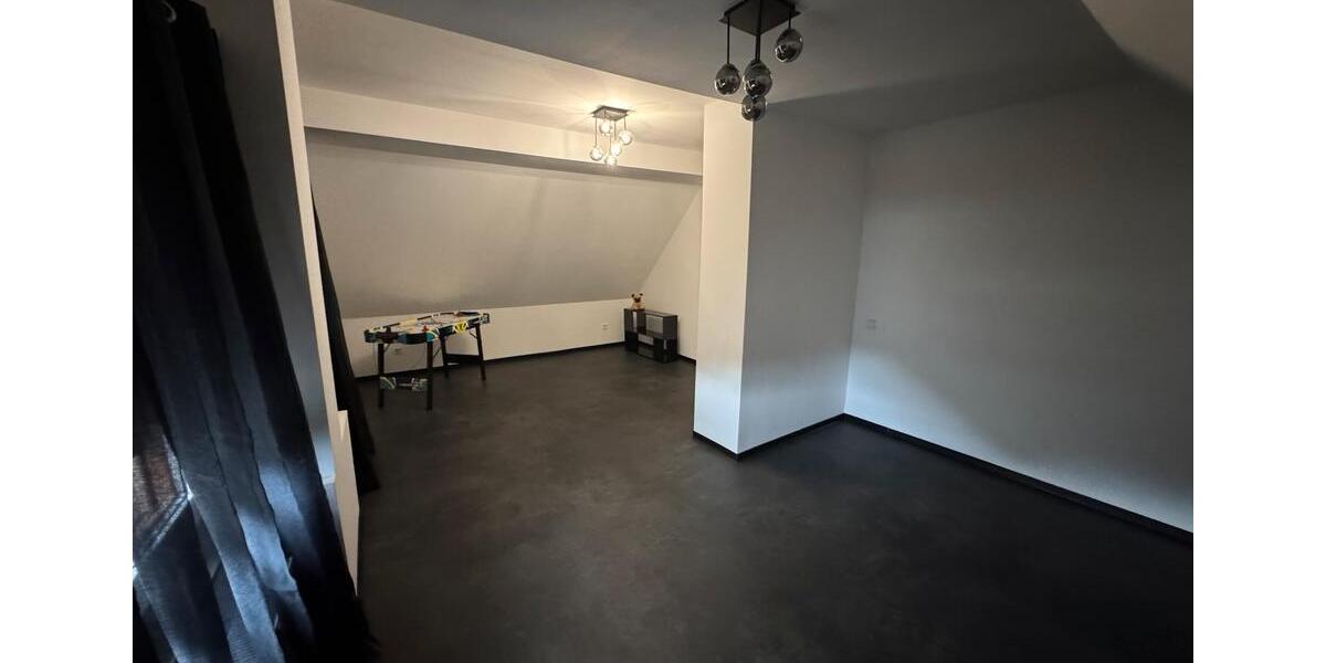 Einfamilienhaus Neunkirchen - 6 Zimmer, 183 m&sup2;, 220.000&euro; | Angebot:26824250
