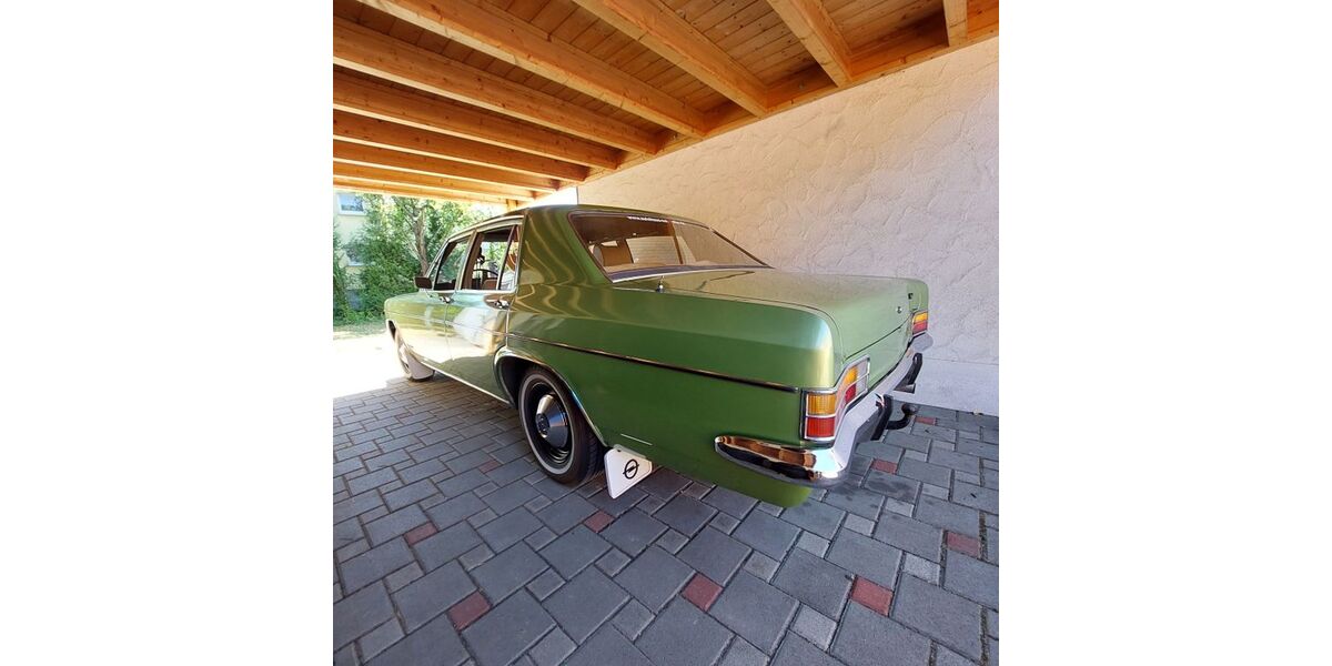 Opel Diplomat 83.000 km 8.000 &euro; Tuttlingen 78532