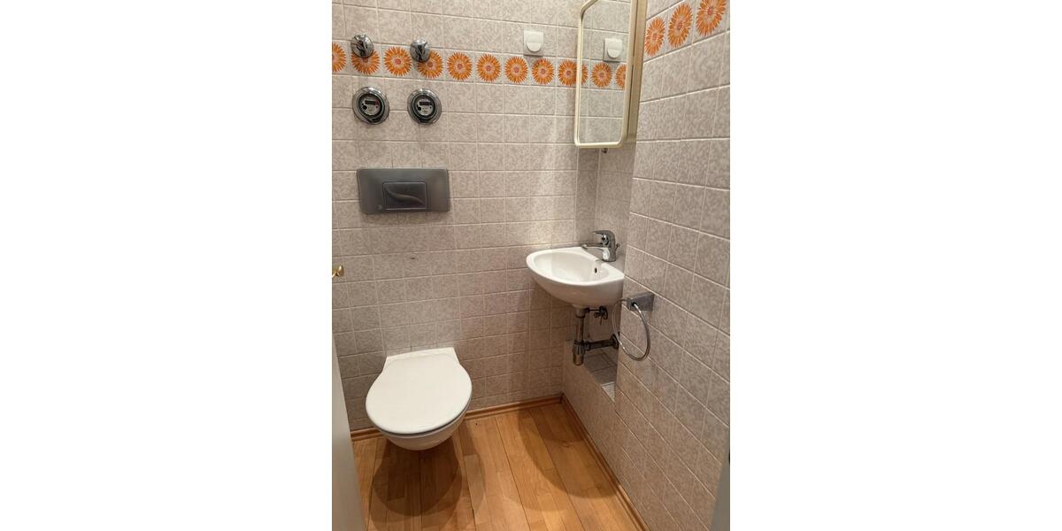 Etagenwohnung Frankfurt am Main Sachsenhausen Süd - 2.5 Zimmer, 97 m&sup2;, 359.000&euro; | Angebot:27629103