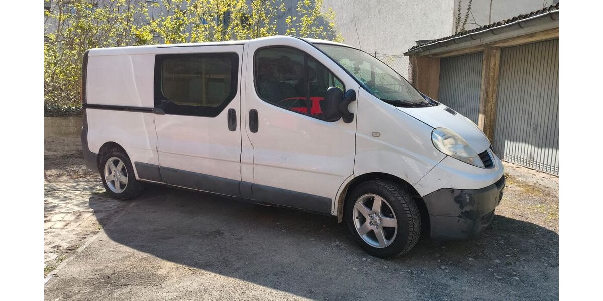 Renault Trafic 198.763 km 4.899 &euro; Berlin 14193
